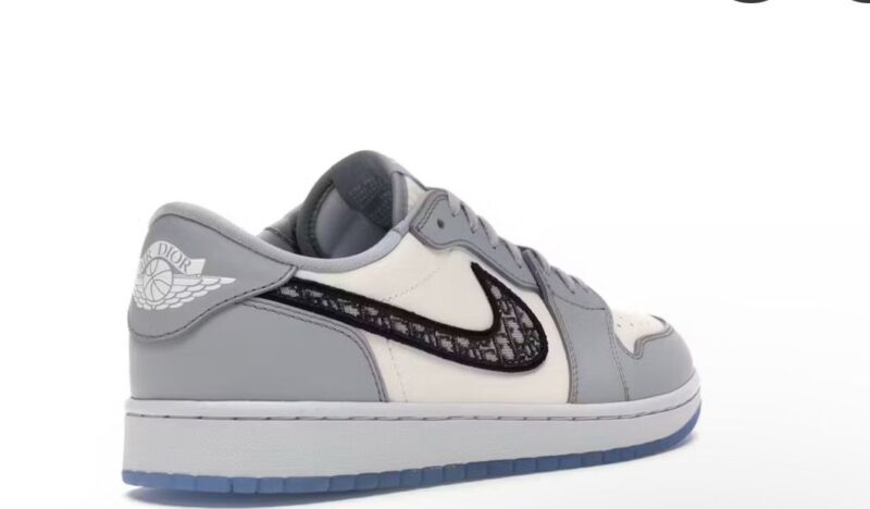 Dior X Air Jordan 1 Low - Image 2